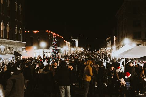 red wing garbage holidays|Red Wing Holiday Stroll .